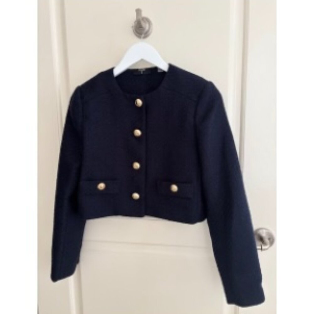 Tahari Navy Tweed Cropped Jacket with Gold Buttons, size US2, New, Never Worn